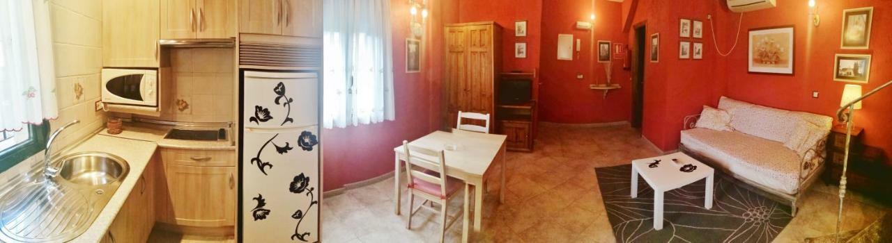 Apartamentos Melchor De Linan Torrelaguna Exteriér fotografie